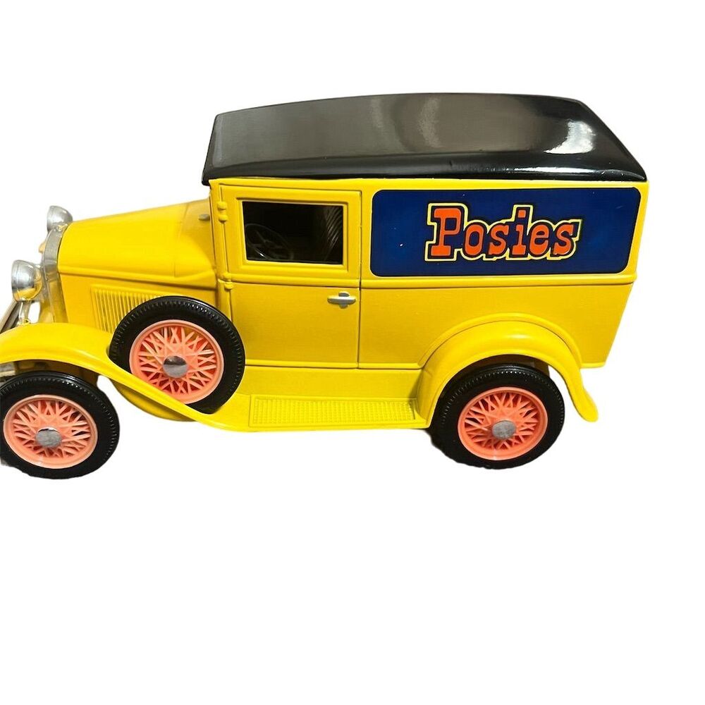 Posies 1931 Ford Panel Truck Bank Die-cast 1:25 Scale Yellow